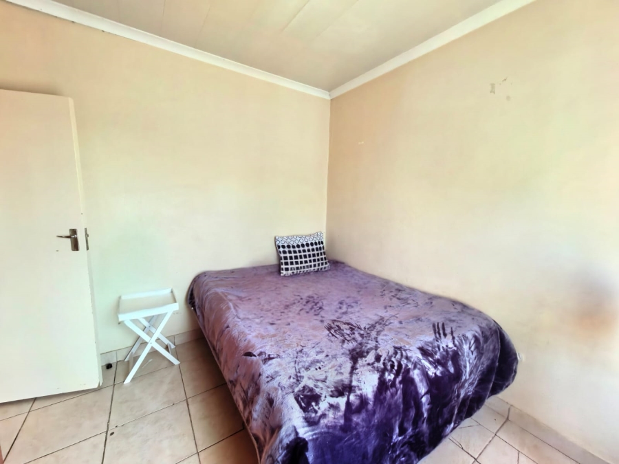 2 Bedroom Property for Sale in Waterval East North West